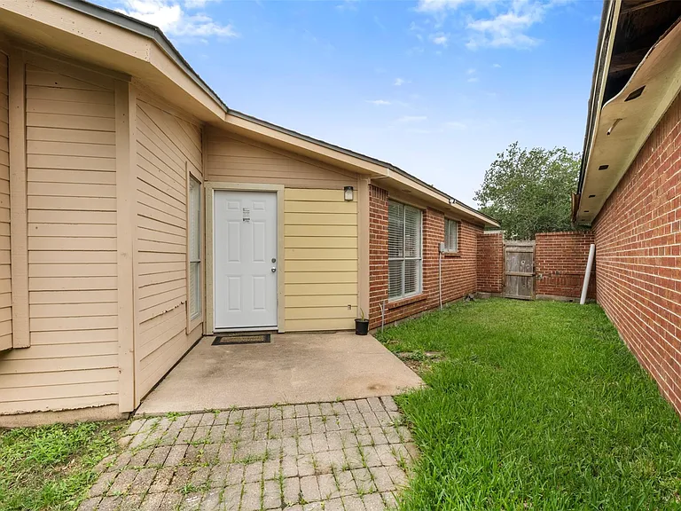 6606 Laurel Glen Dr — Photo 23