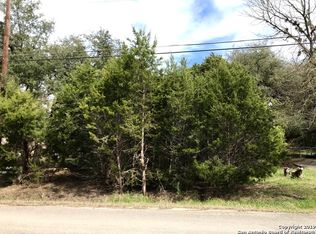 873 Tamarack Dr, Canyon Lake, TX 78133