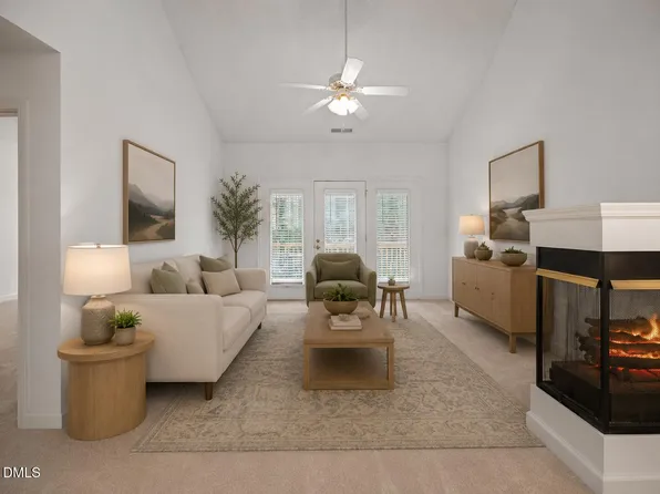 7647 Astoria Pl, Raleigh, NC 27612