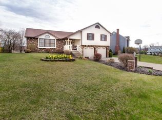4020 Forest Dr, Aliquippa, PA 15001