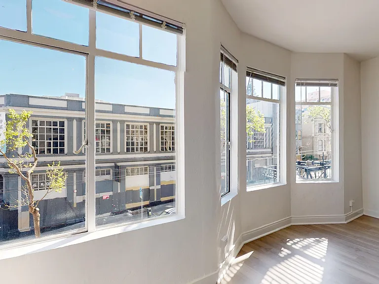 808 Eddy St #203 — Photo 1