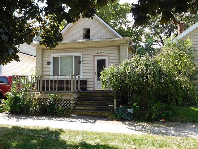 1st image of 600 Douglas Ave