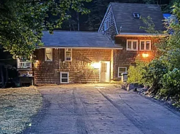 48 Call Rd, Colrain, MA 01340
