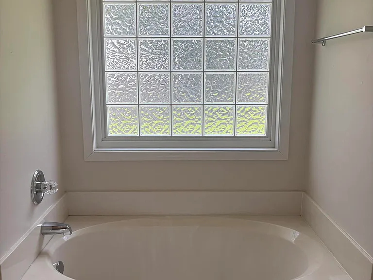 20 Walden Cir — Photo 35