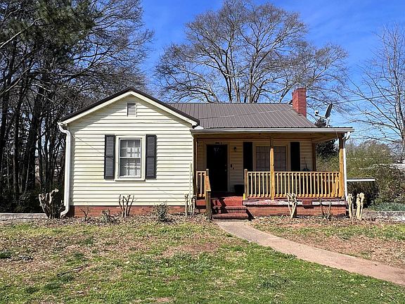 2nd image of 301 Clifton Ter #B