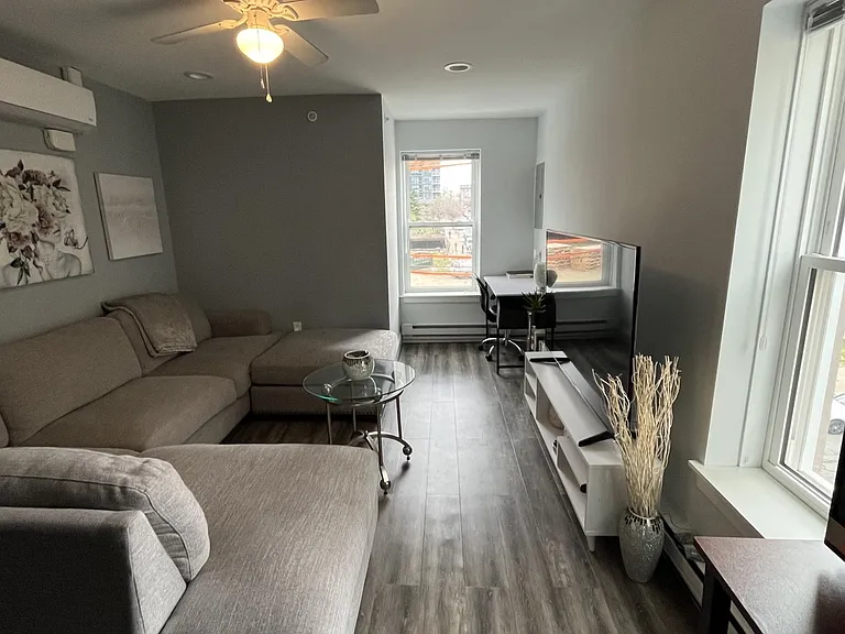 1800 Callowhill St #2 — Photo 1