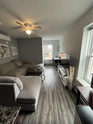 1800 Callowhill St Photo 1