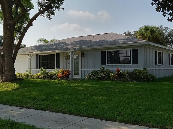 2nd image of 237 Leisure Cir