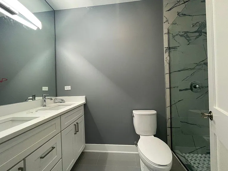 1923 W 21st St #2 — Photo 7