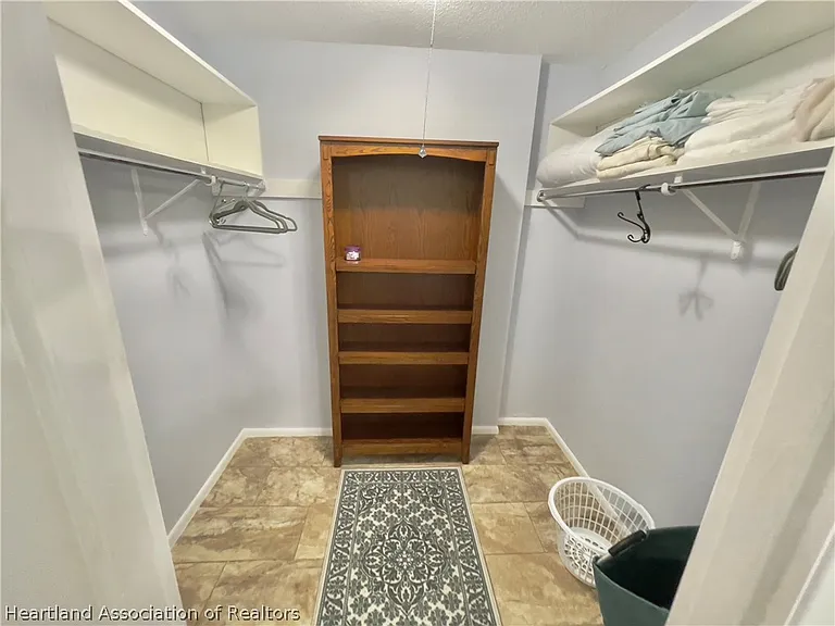 1801 Lakeview Dr #309 — Photo 24