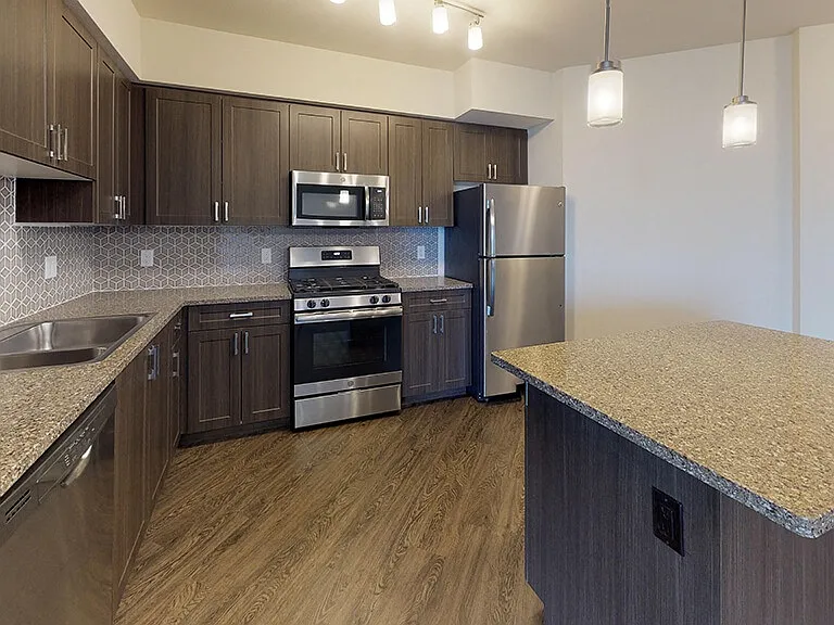 808 West Apartments — Photo 13