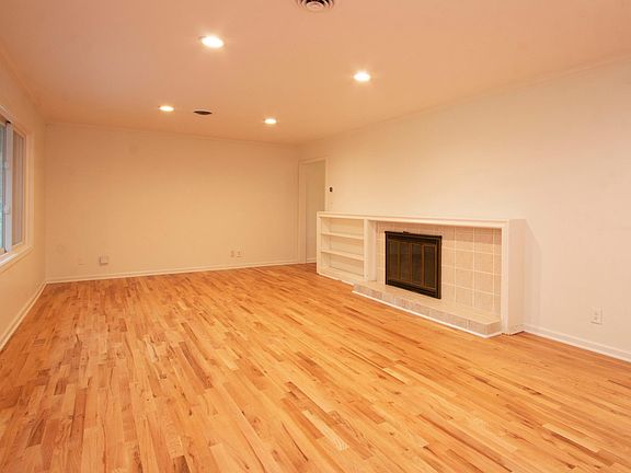 2nd image of 4727 W 78th Ter