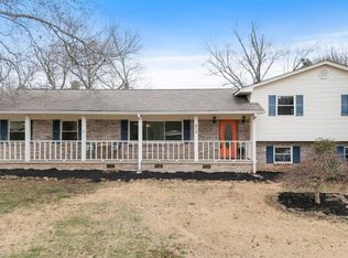 912 Naples Rd, Knoxville, TN 37923