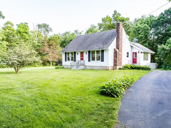 95 Foster Hill Rd, West Brookfield, MA 01585