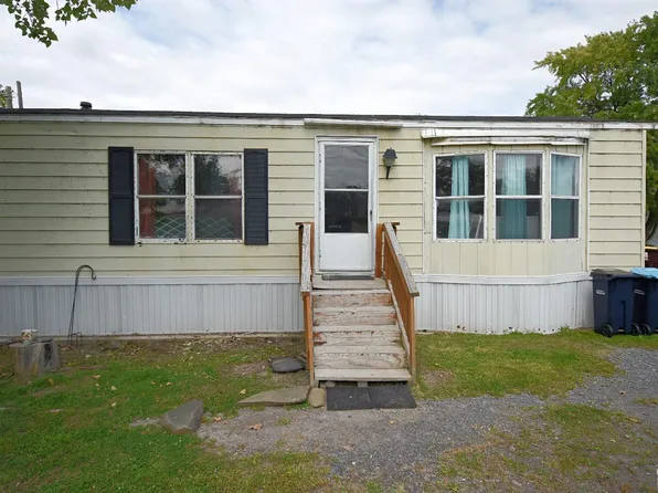 1734 US 9W #14, Selkirk, NY 12158