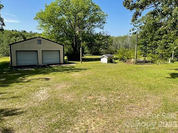 3rd image of 149 Robert Joyner Cir