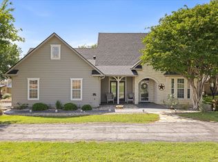 1712 Bent Tree Ct, Granbury, TX 76049
