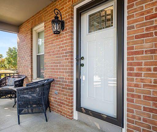 3rd image of 5299 Shannon Park Dr