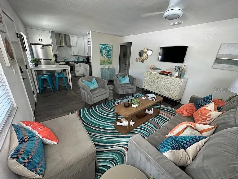 1910 Morrill St #6 — Photo 8