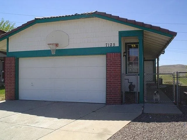 7125 Indigo Cir photo 1