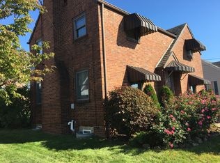 202 Orchard Ave, Ellwood City, PA 16117