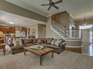 9004 N Farley Ave, Kansas City, MO 64157