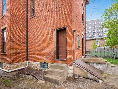 41 King Ave #D — Photo 28