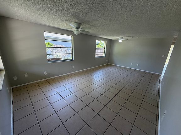 4th image of 1515 27th St W #1515