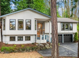 8475 SE 45th St, Mercer Island, WA 98040
