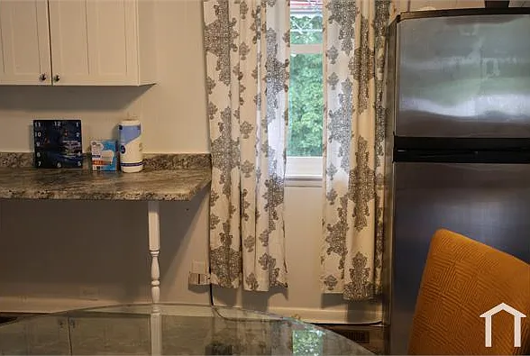 668 Rowan Dr — Photo 14