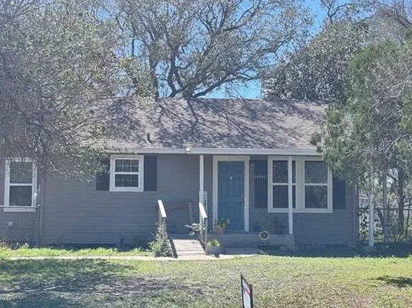 10941 Shady Ln, Corpus Christi, TX 78410