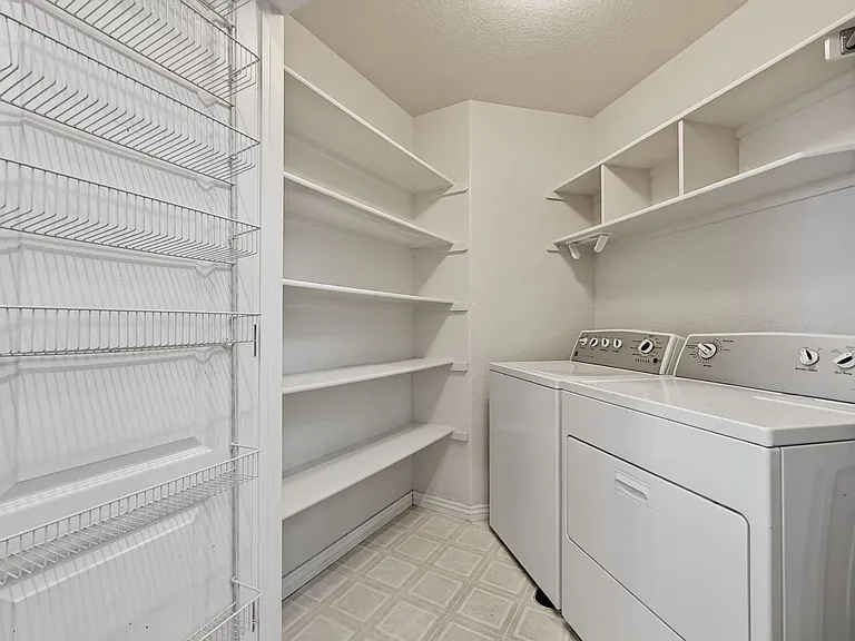 4324 Clay Commons Ct — Photo 26
