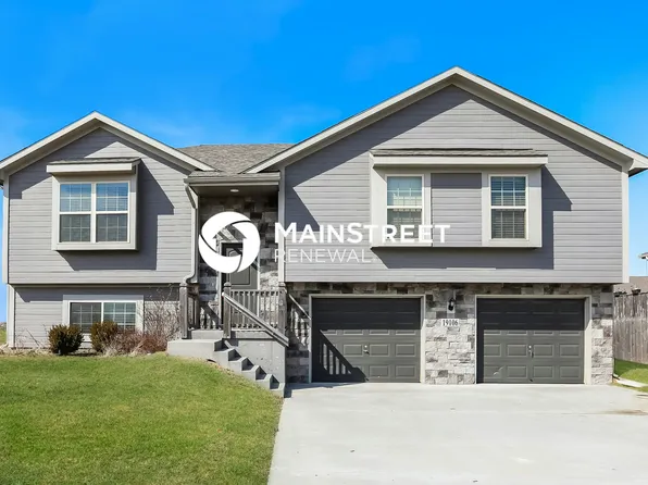 19106 Switchgrass Dr, Smithville, MO 64089