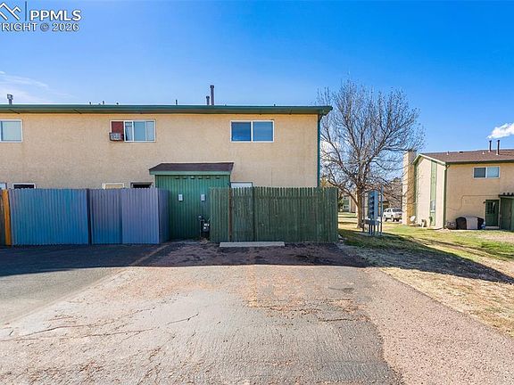 4th image of 2429 Cherokee Park Pl