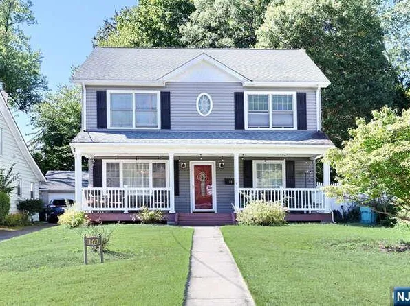 189 Magnolia Ave, Hillsdale, NJ 07642