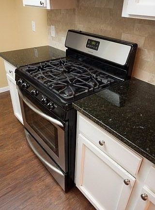 5th image of 1506 Parkview Ln