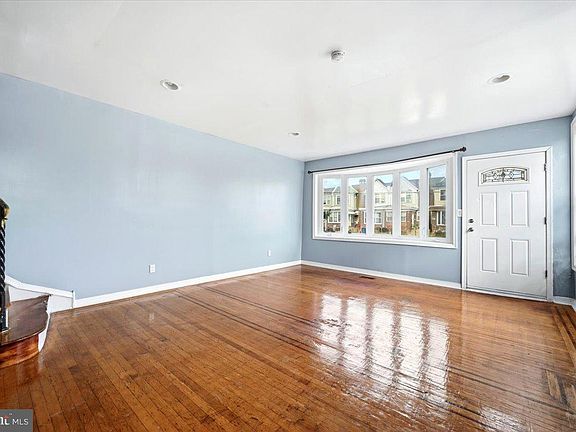 4th image of 3550 Tudor St