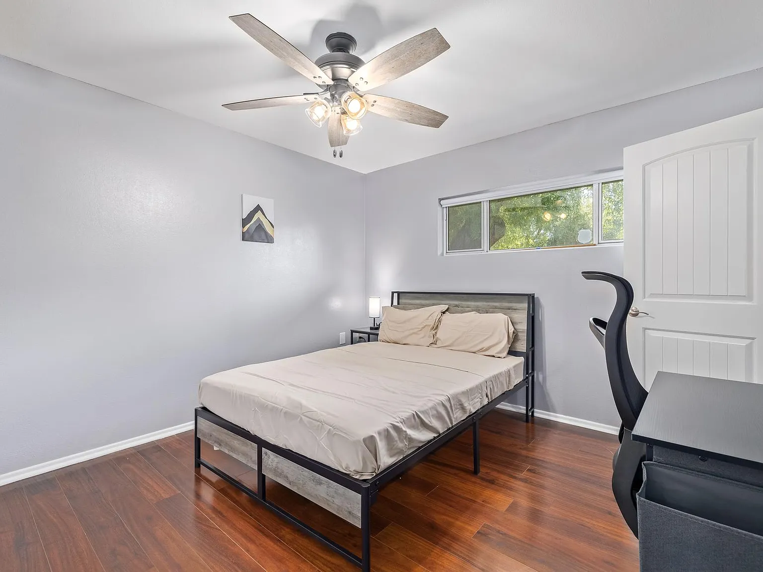 4 bed, 3.0 bath, 1650 sqft, $754 — Photo 2