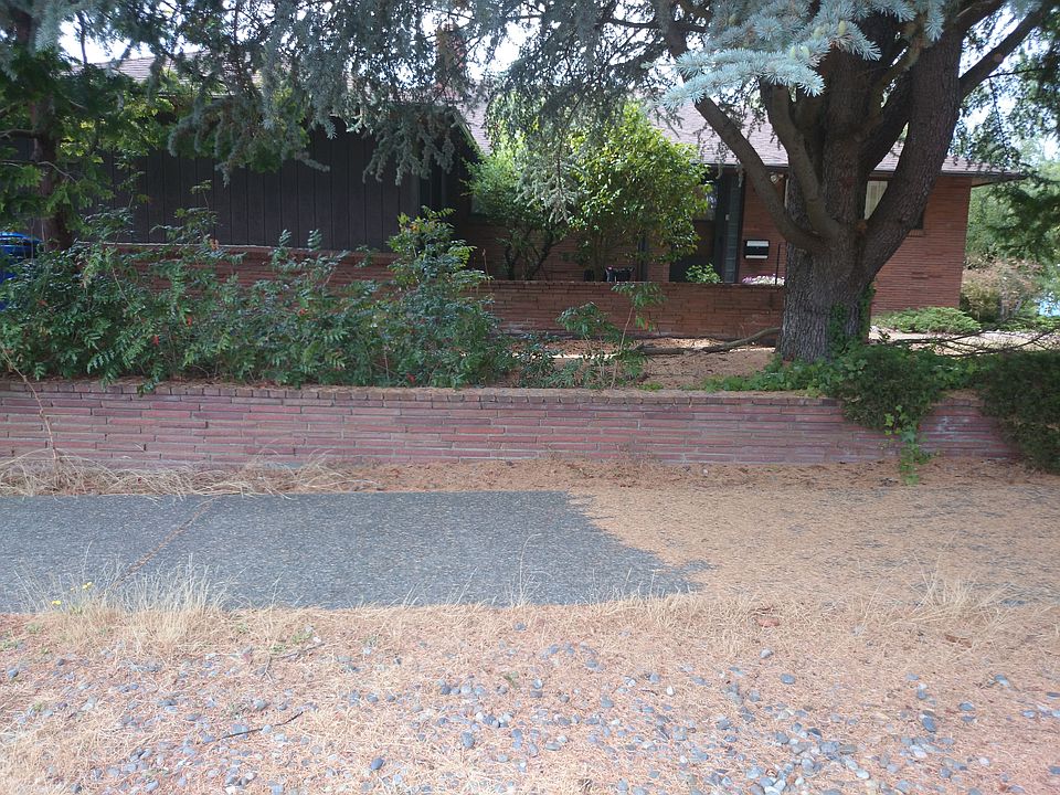 2nd image of 8803 42nd Ave SW
