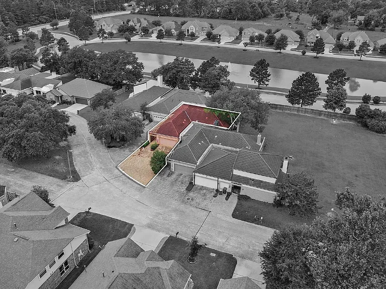12 Hallmark Dr — Photo 26