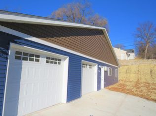 212 Holm Ave, Eau Claire, WI 54703