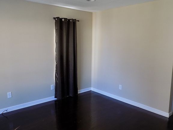 2nd image of 2404 Dallas Ave