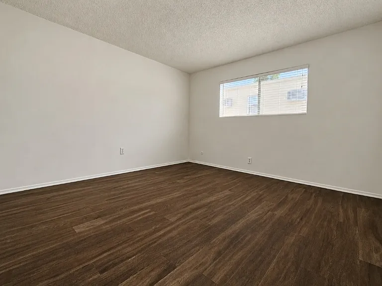 10138 Palms Blvd #19 — Photo 11