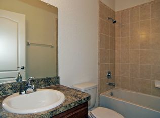 1063 Bentley Oaks Ct, Auburndale, FL 33823