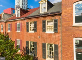 267 S 9th St, Philadelphia, PA 19107