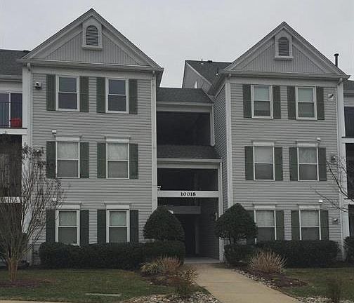 2nd image of 10018 Vanderbilt Cir APT 4-12