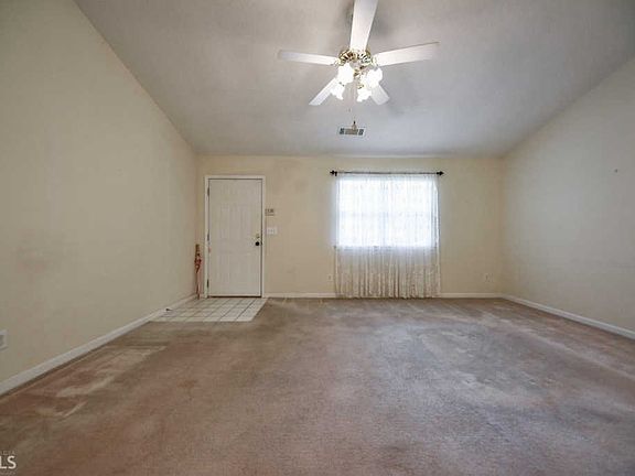 4th image of 2923 Florence Dr