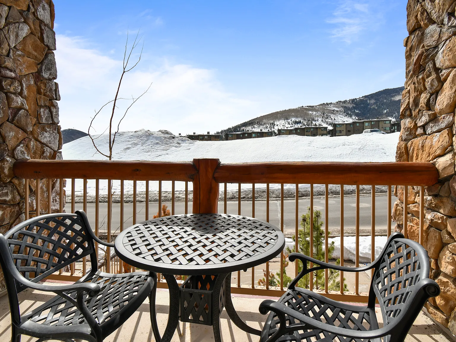 1 bed, 775 sqft, $2,235 — Photo 4