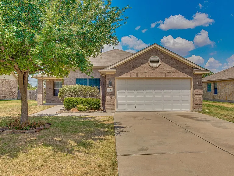 311 Gainer Dr — Photo 1