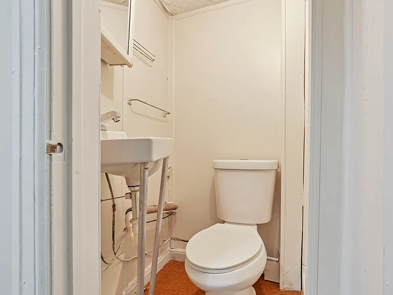 18C Pinewood Dr #D — Photo 10